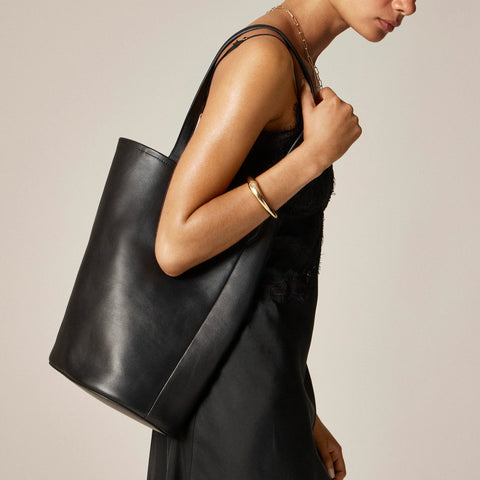 Berkeley big bucket bag in leather