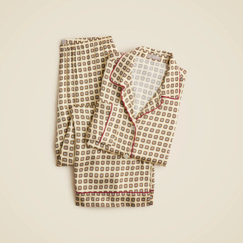Soft-shine long-sleeve pajama pant set in print