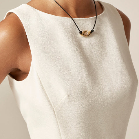 Seamed shell top in bouclé