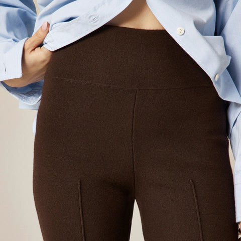 New Delaney kickout sweater pant