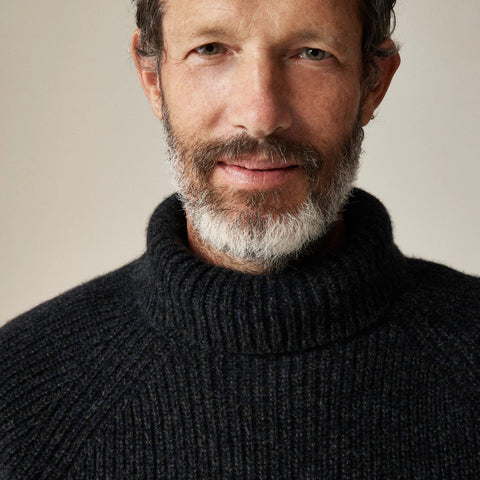 Cashmere ribbed turtleneck sweater with marled yarns