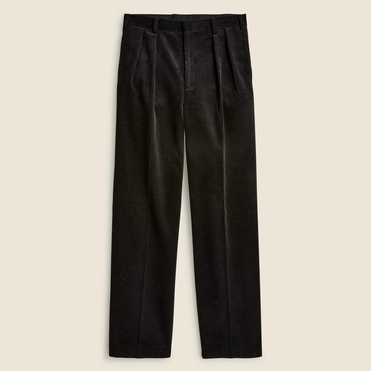 Relaxed-fit double-pleated trouser in Italian corduroy