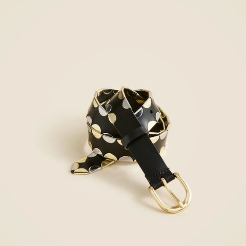 Classic metallic-tipped belt in leather