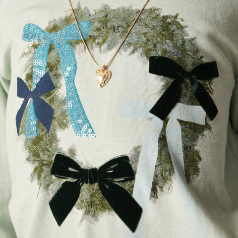 Girls' long-sleeve wreath graphic T-shirt with embellishments