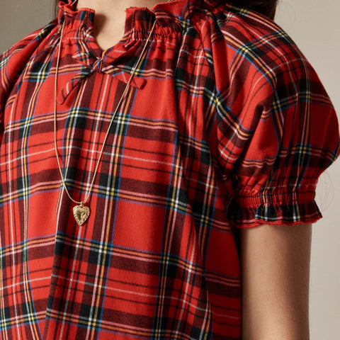 Girls' flannel nightgown in plaid