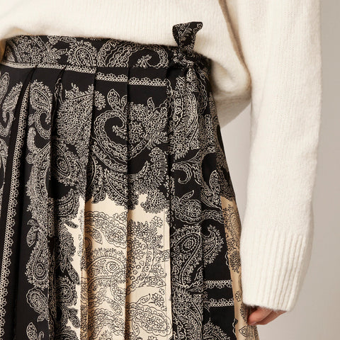 Pleated wrap skirt in paisley scarf print