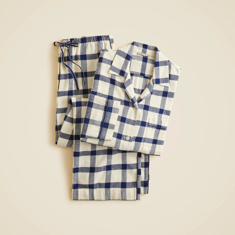 Flannel long-sleeve pajama pant set in plaid