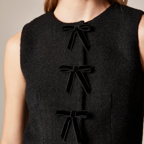 Tweed crewneck vest with velvet bows