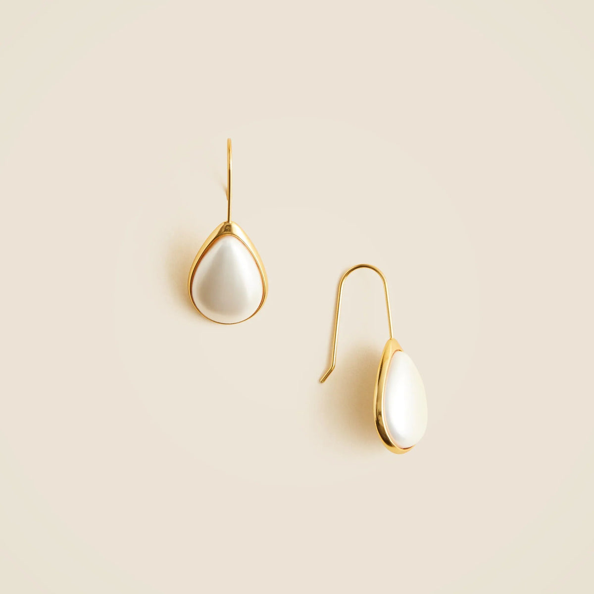 Stone teardrop earrings