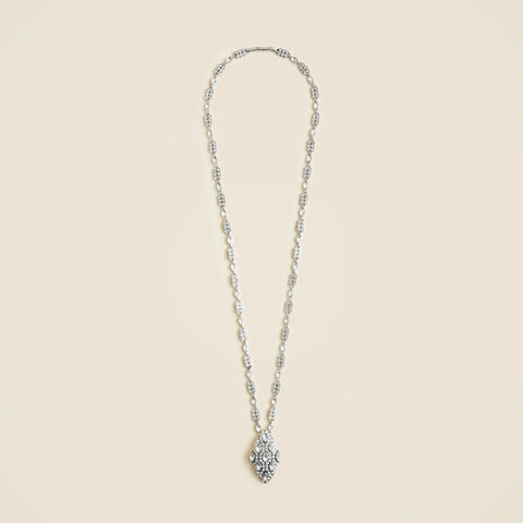 Crystal pendant necklace