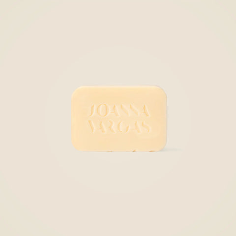 Joanna Vargas cloud bar