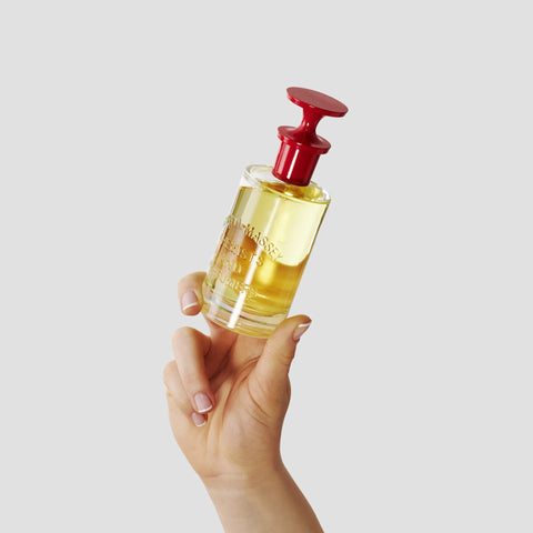 Caswell-Massey number six eau de parfum