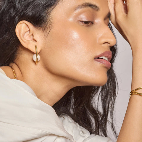 Lady Grey chaise earrings